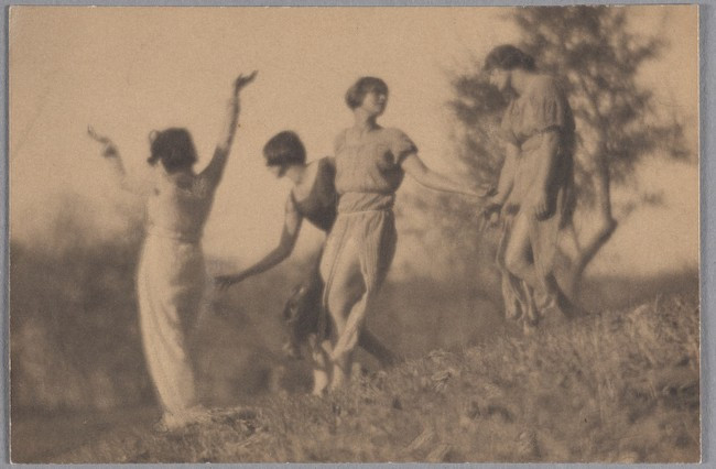 Clarence-H.-White-Larson-Dancers-at-Canaan-1924-1