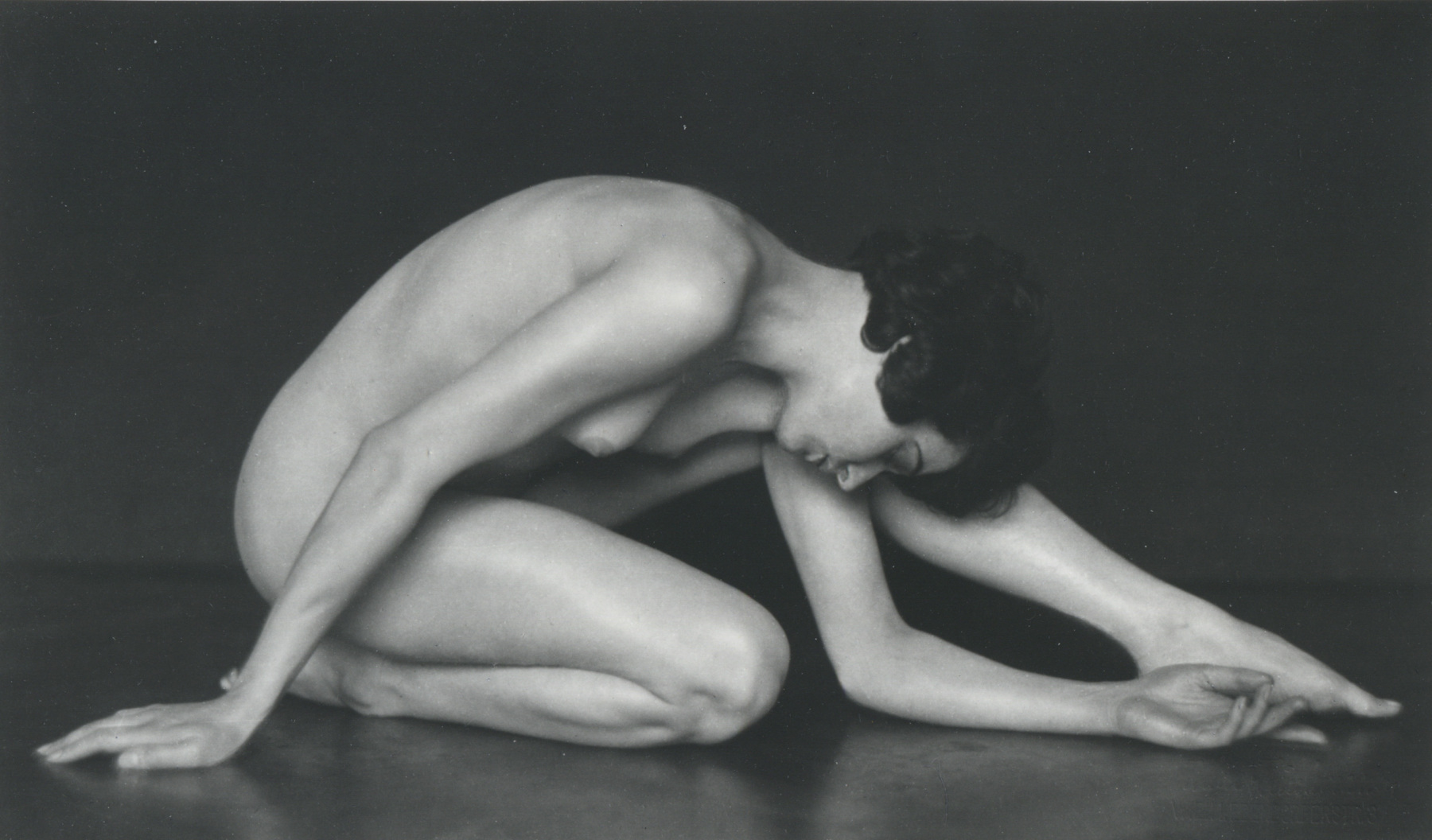 Trude-Fleischmann-Nude-Study-of-Claire-Bauroff-1925